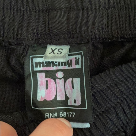 Capris - Picture 5 of 5